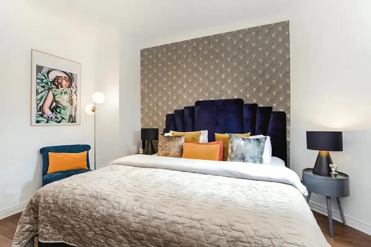 Апартаменты Awesome Leicester Sq! Fashion Flat For Theatre Families And Happy Friends Лондон Экстерьер фото